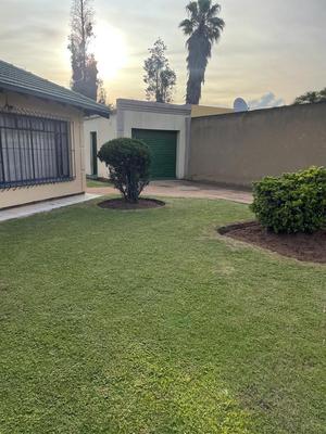 House For Sale in Eastvale, Springs