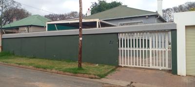 House For Sale in Orange Grove, Johannesburg